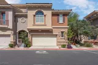 Photo #2: 2687919 Listing 