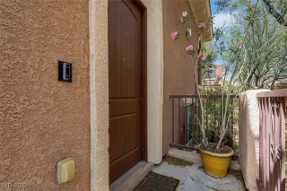 Photo #4: 2687919 Listing 