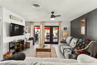 Photo #4: 2687921 Listing 