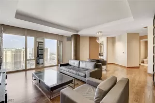 Photo #3: 2687925 Listing 