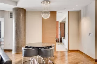 Photo #5: 2687925 Listing 