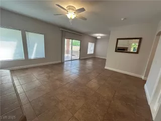 Photo #2: 2687962 Listing 