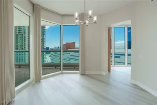 Photo #2: 2687972 Listing 