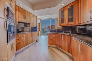 Photo #4: 2687972 Listing 
