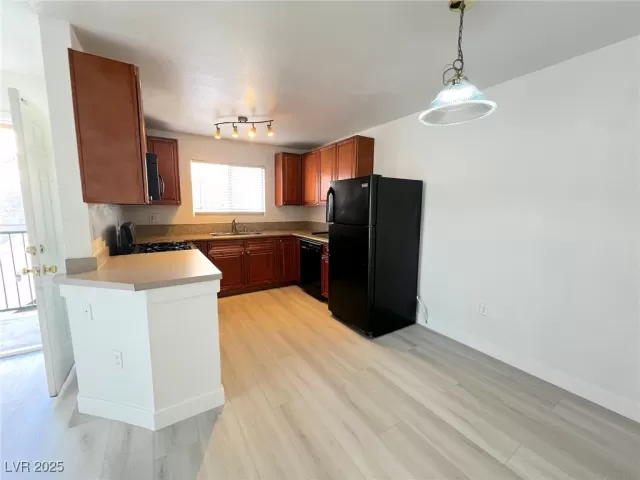 MLS: 2687975 Condo For Sale
