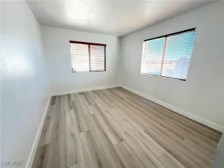 Photo #6: 2687975 Listing 