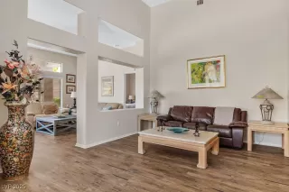 Photo #5: 2687980 Listing 