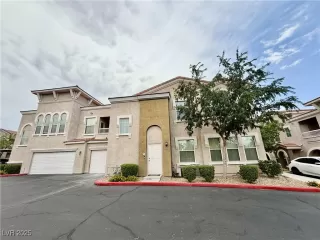 Photo #3: 2687982 Listing 