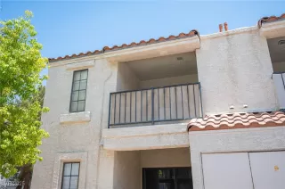 Photo #5: 2688001 Listing 