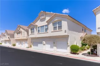 Photo #1: 2688008 Listing 