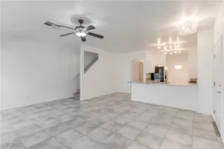 Photo #5: 2688008 Listing 