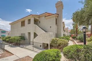 Primary Photo for MLS#: 2688013