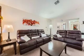 Photo #6: 2688013 Listing