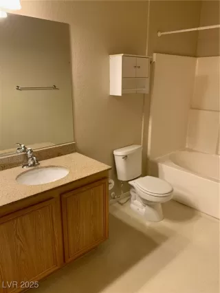 Photo #1: 2688043 Listing 