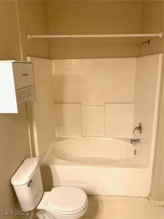 Photo #3: 2688043 Listing 