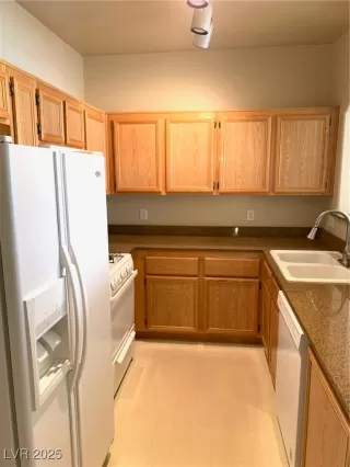 Photo #4: 2688043 Listing 