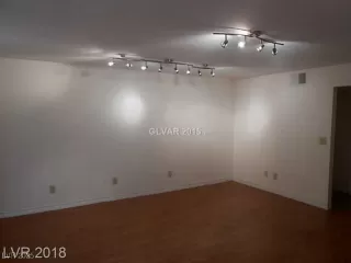 Photo #5: 2688055 Listing 