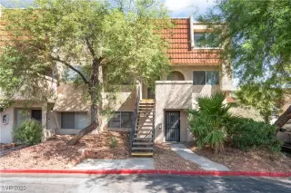 Photo #1: 2688131 Listing