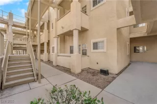 Photo #4: 2688144 Listing