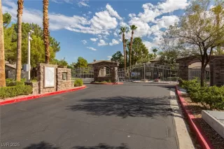 Photo #3: 2688168 Listing 