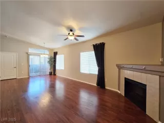 Photo #2: 2688181 Listing 