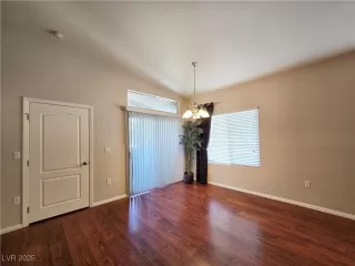 Photo #5: 2688181 Listing 