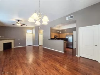 Photo #6: 2688181 Listing 