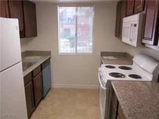 Photo #6: 2688189 Listing 