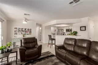 Photo #5: 2688240 Listing 