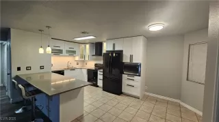 Photo #2: 2688247 Listing 