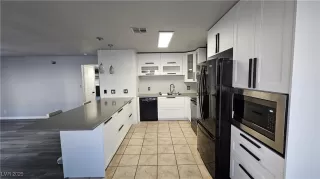 Photo #4: 2688247 Listing 