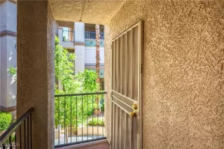 Photo #1: 2688263 Listing