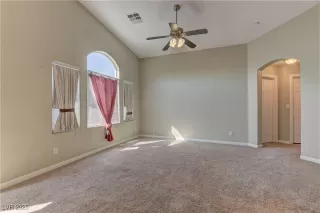 Photo #6: 2688272 Listing