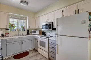 Photo #1: 2688280 Listing