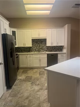 Photo #4: 2688290 Listing 