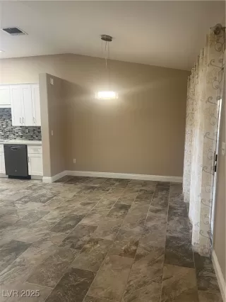 Photo #5: 2688290 Listing 