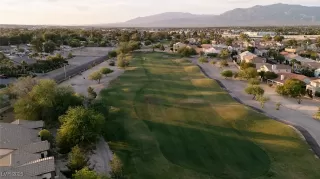 Photo #3: 2688295 Listing