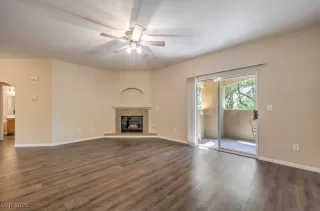 Photo #6: 2688299 Listing