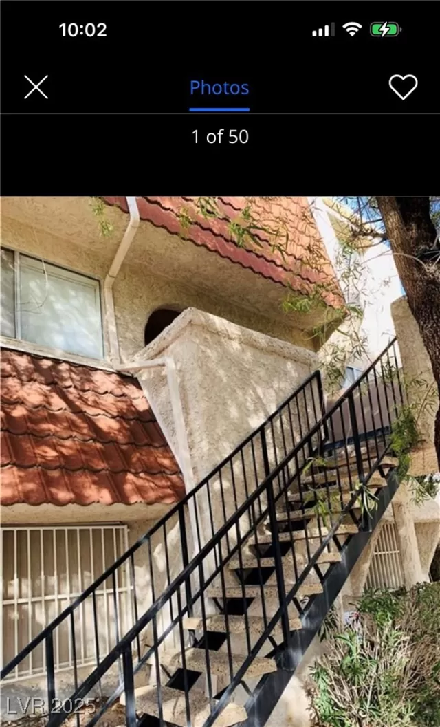 MLS: 2688307 Condo For Sale