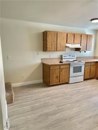 Photo #3: 2688307 Listing 