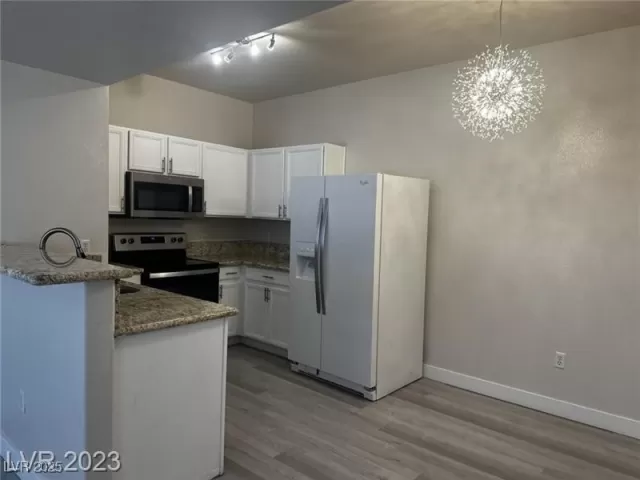 MLS: 2688319 Condo For Sale