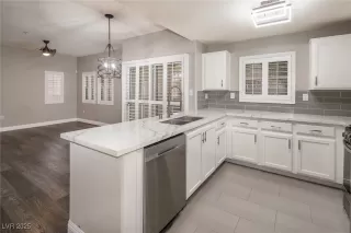 Photo #4: 2688322 Listing 