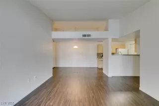 Photo #5: 2688332 Listing 