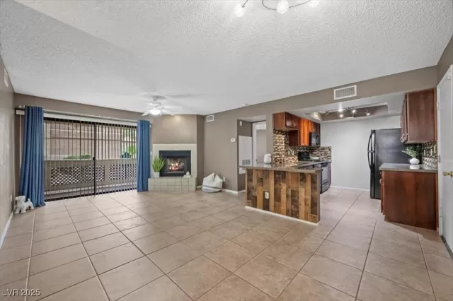 MLS: 2688344 Condo For Sale