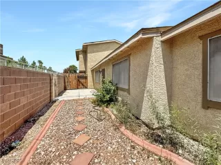 Photo #4: 2688356 Listing 