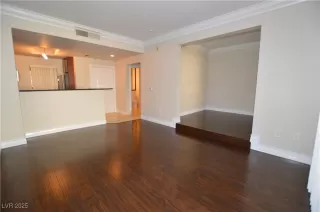 Photo #2: 2688416 Listing