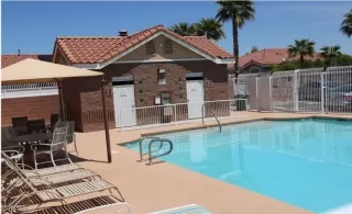 Photo #2: 2688421 Listing 