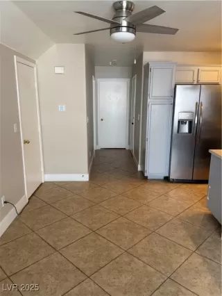 Photo #3: 2688425 Listing 