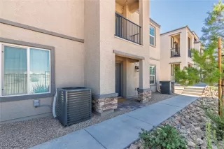 Photo #2: 2688451 Listing 