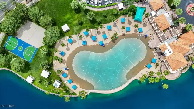 MLS: 2688477 Condo For Sale